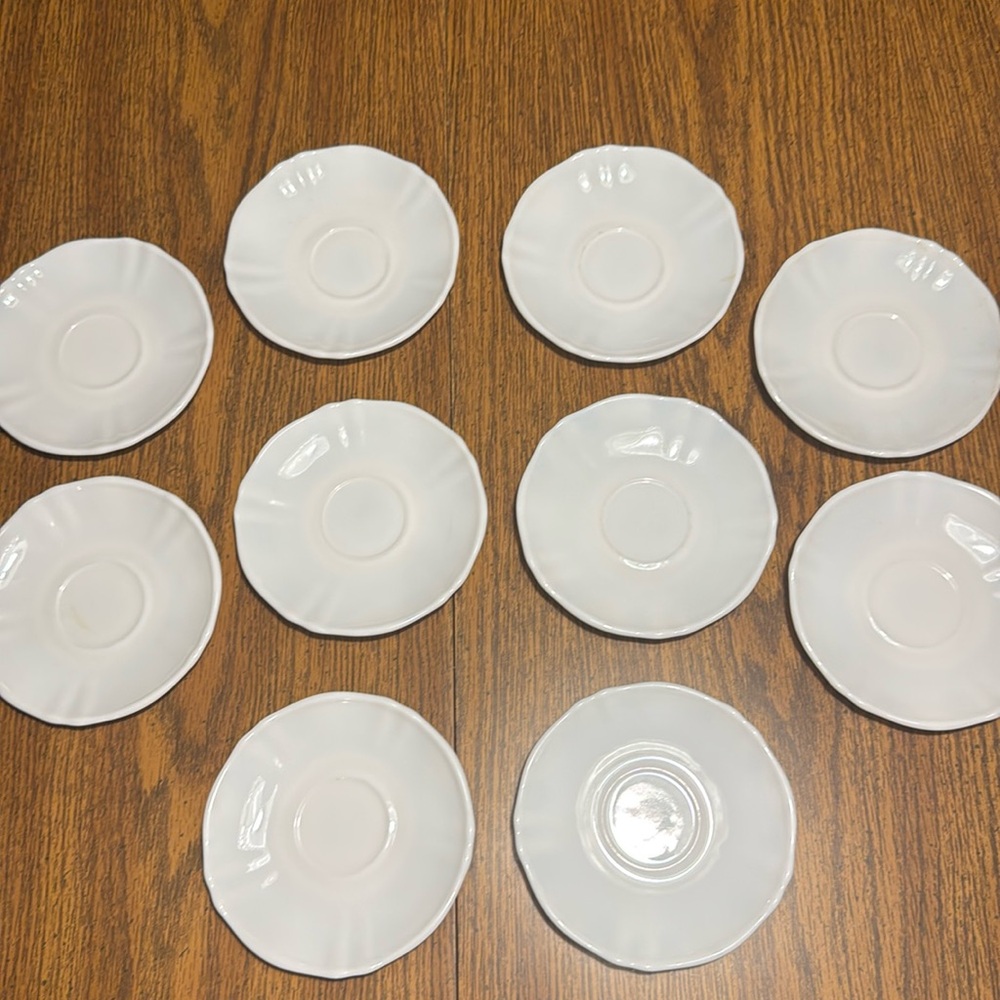 Arcopal France TRIANON IVORY Scalloped Swirls Milk Glass 5 3/8" Set of 10 Saucer